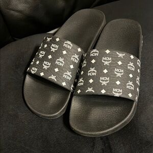MCM Black Sandals Sporty Slide Design